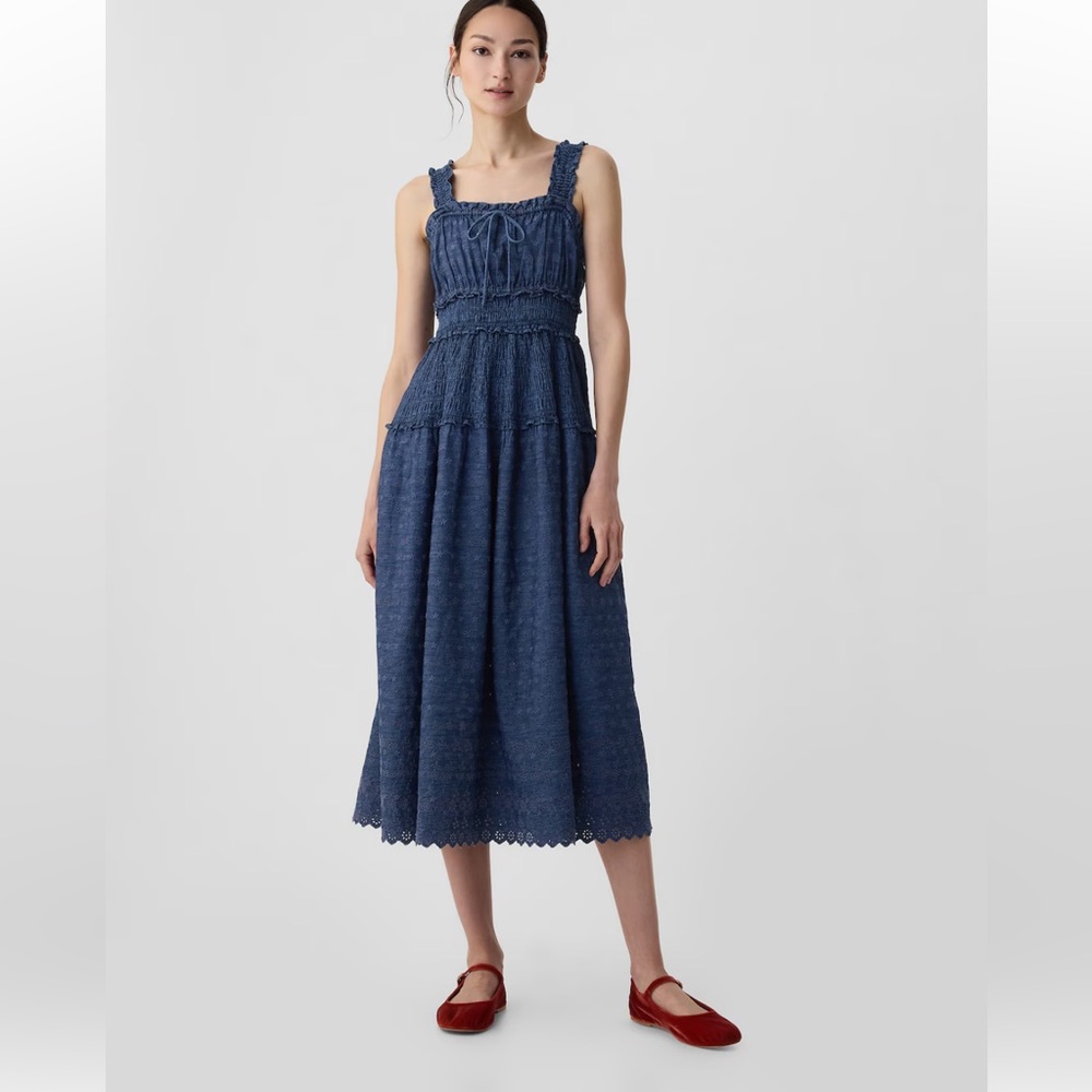 Gap x Doen denim eyelet midi dress. Size small.